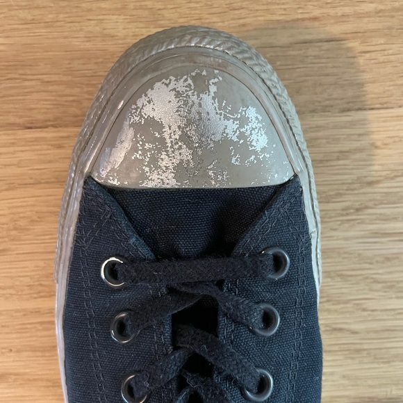 Converse Low Tops, Black with Silver Metallic - Picture 4 of 6